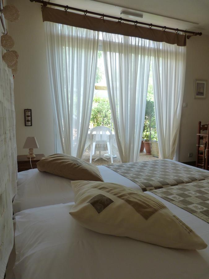 Hotel La Terrasse Marnand Phòng bức ảnh